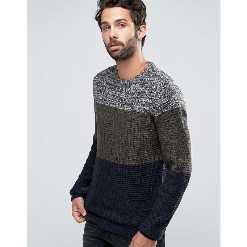 Pull&Bear - Pullover mit Farbblockdesign in Khaki und Marine - Marineblau