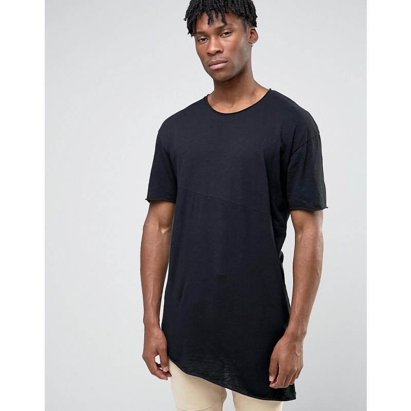 Pull&Bear - Asymmetrisch geschnittenes T-Shirt in Schwarz - Schwarz