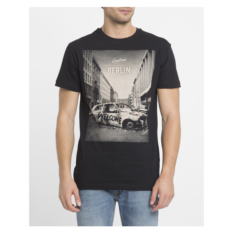 IRIEDAILY Anliegendes T-Shirt Greetings mit Rundhalsausschnitt und Druck in Schwarz