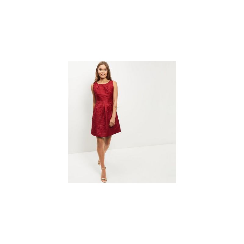 New Look Mela – Rotes Skater-Kleid mit Falten
