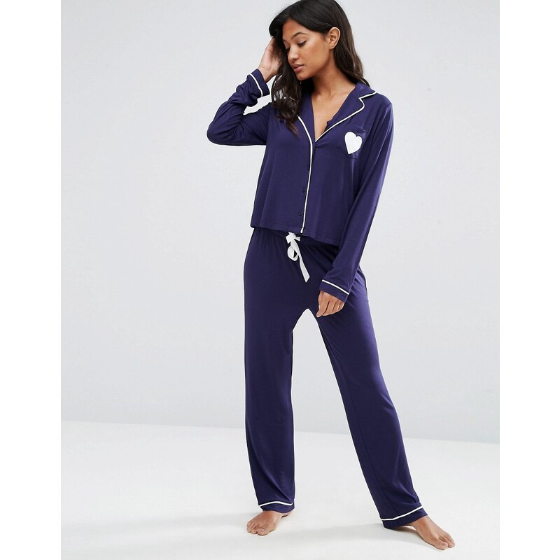 ASOS - Traditionelles Pyjama-Set mit langärmligem Hemd & Hose mit langem Bein - Marineblau