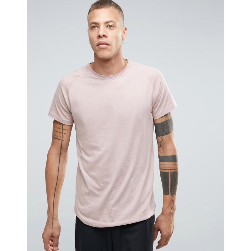 Selected Homme - Lang geschnittenes T-Shirt mit Raglanärmeln und abgerundetem Saum - Rosa