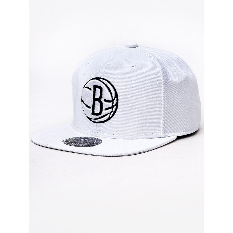 Mitchell & Ness Brooklyn Nets NBA Team Solid High Crown Fitted White