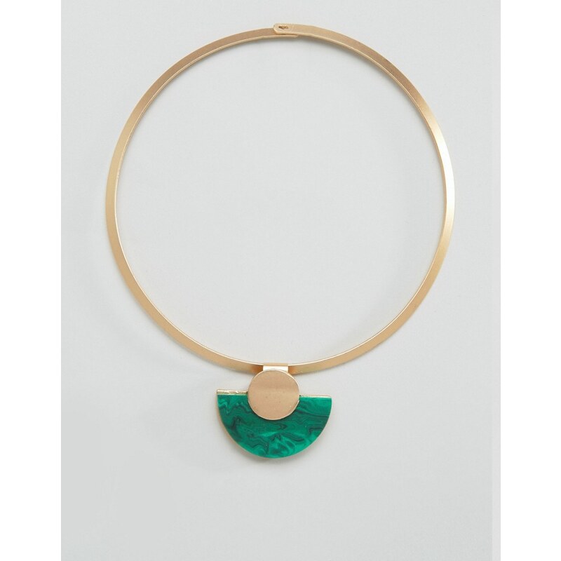 DesignB London DesignB - Halskette mit Torq-Kragen - Grün
