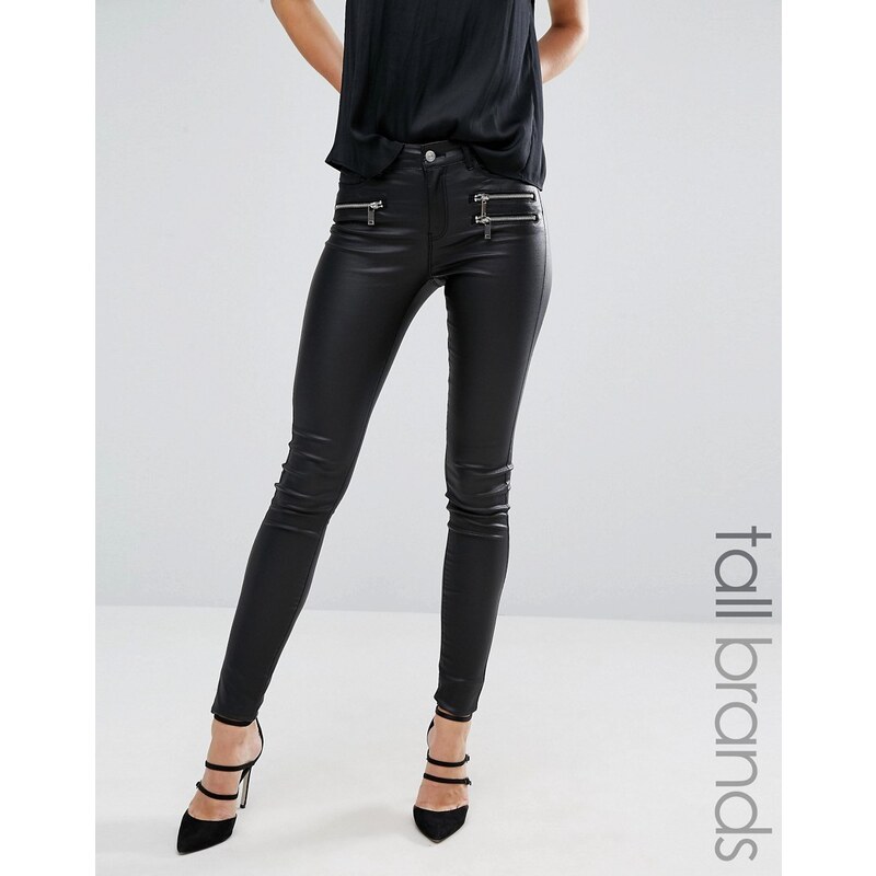Vero Moda Tall - Beschichtete, enge Jeans mit Reißverschluss - Schwarz