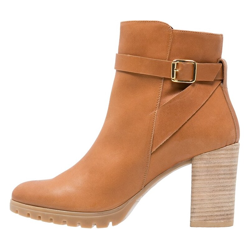 Pier One Ankle Boot brandy