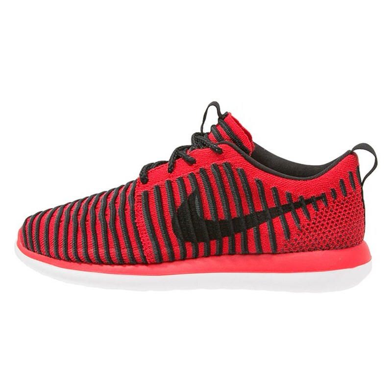 Nike Sportswear ROSHE TWO FLYKNIT Sneaker low university red/black/anthracite/reflect silver/white