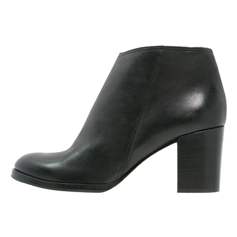 Hope Ankle Boot black